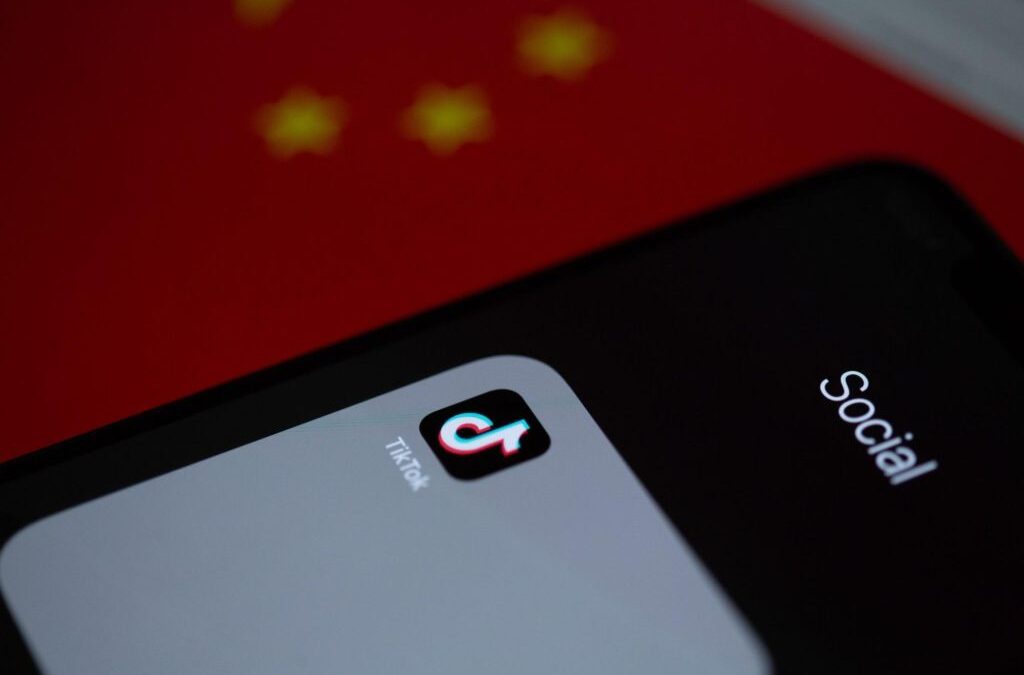 How playlists on TikTok can significantly increase views